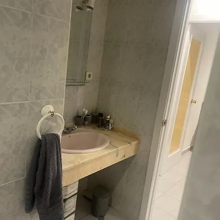 Avec Piscine Apartment